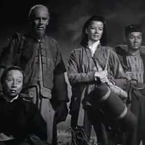 美国抗日神片走红 网友吐槽：这才是抗日雷剧鼻祖