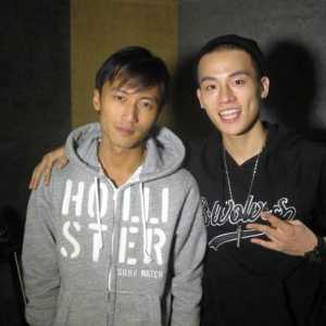 谢霆锋时隔四年再开嗓 与欧豪合唱《爱最大》(图)